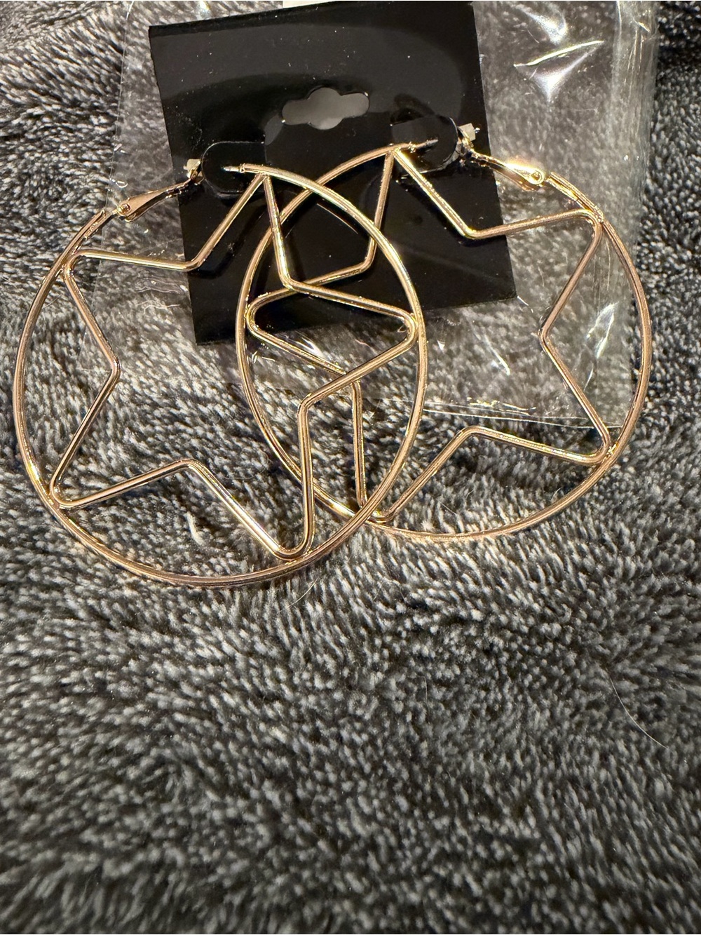 NWOT - Gold Star Hoop Earrings - Women Jewelry
